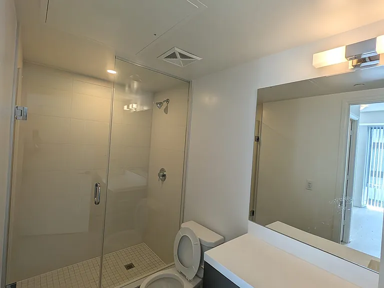 28 Widmer St #LPH29 — Photo 8