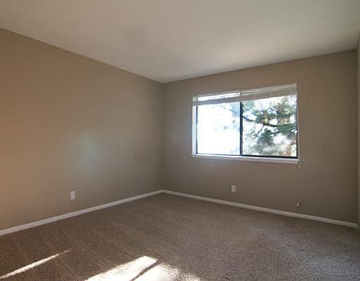 5th image of 309 Cottonwood Ct