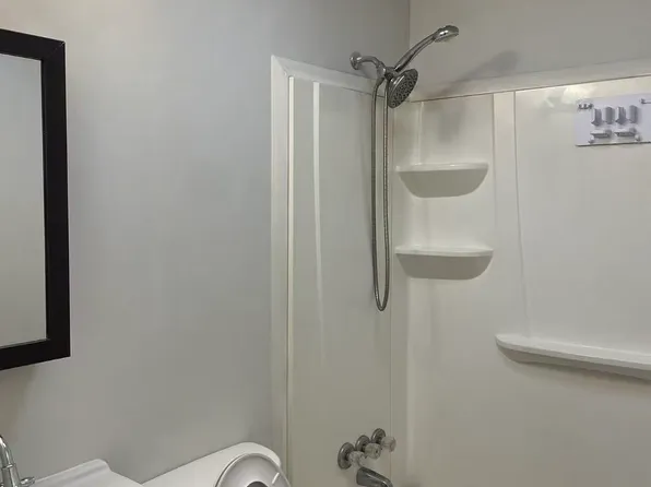 104 Arundel Rd, Pasadena, MD 21122