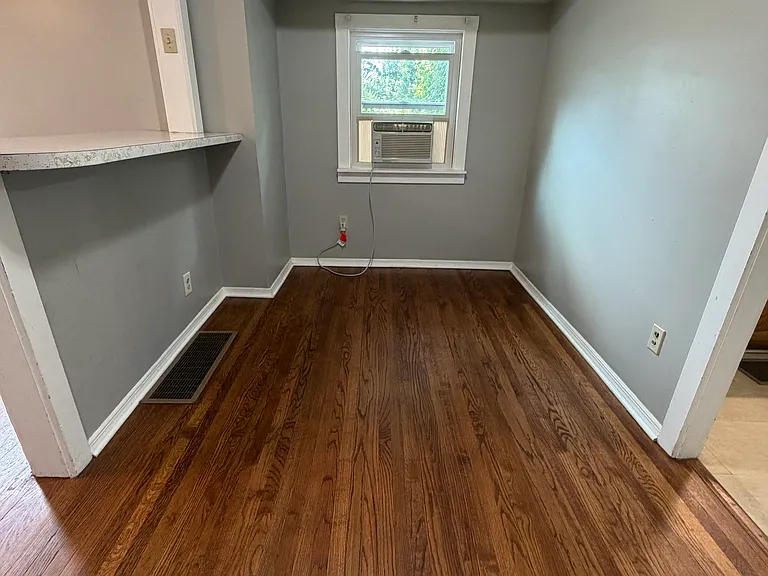 6308 Bedford St — Photo 12