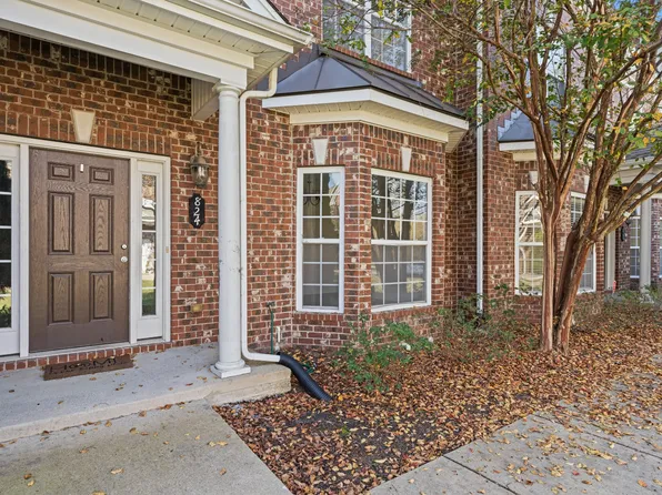 824 General Cabot Ct, Murfreesboro, TN 37129