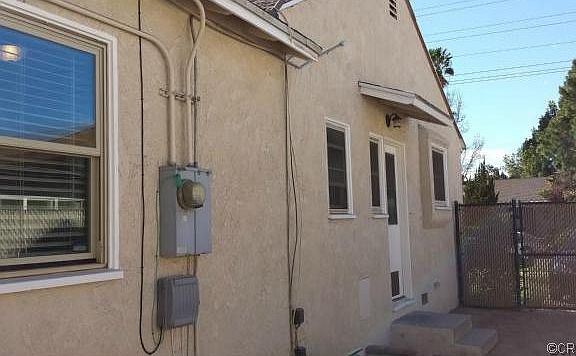 3rd image of 5522 Auckland Ave