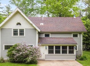 379 Swallow Hill Rd, Pownal, VT 05261