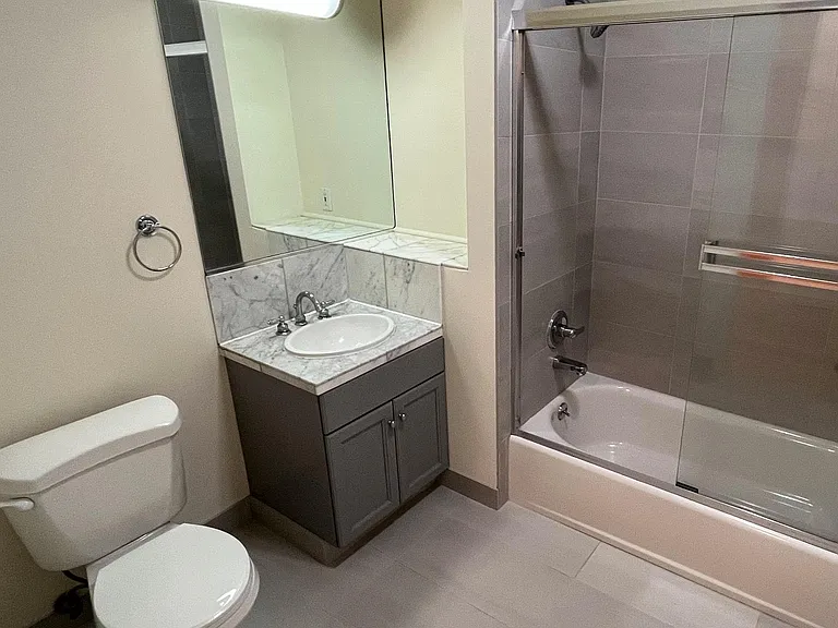 1625 Pacific Ave #404 — Photo 12