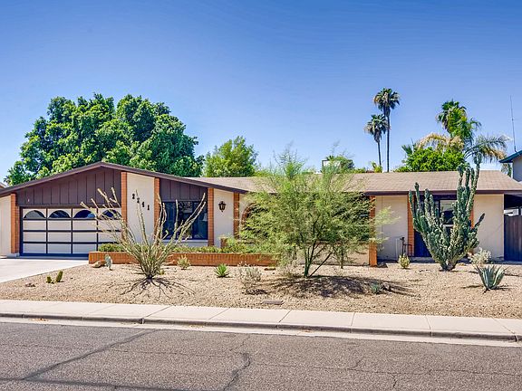5th image of 2241 W Cabana Ave