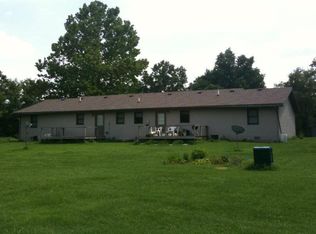 3546 Dillinger Rd #B, Carbondale, IL 62901