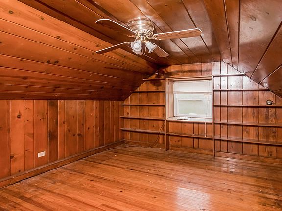 4th image of 1115 W Godfrey Ave