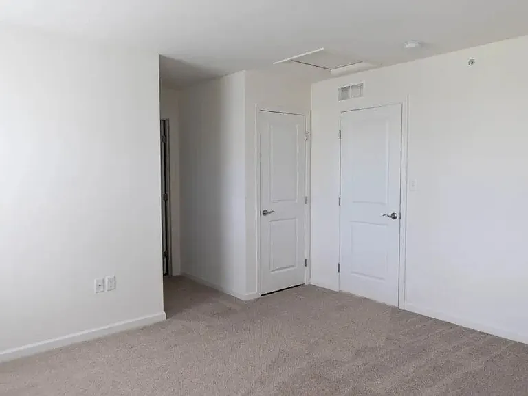 26 Howard Dr — Photo 5
