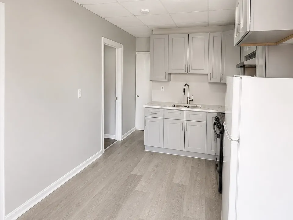 75-79 Lodi St #79A