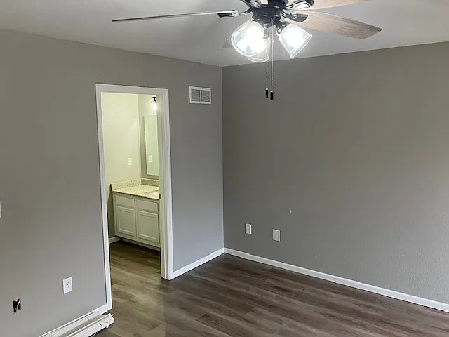 241 SE Florence Ave — Photo 27