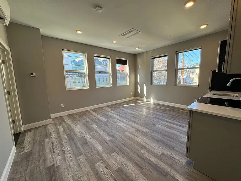 1473 N Shore Rd — Photo 5