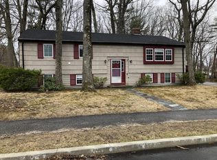 10 Candlewyck Rd, Portland, ME 04102