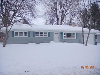 1st image of 3906 Moorland Dr