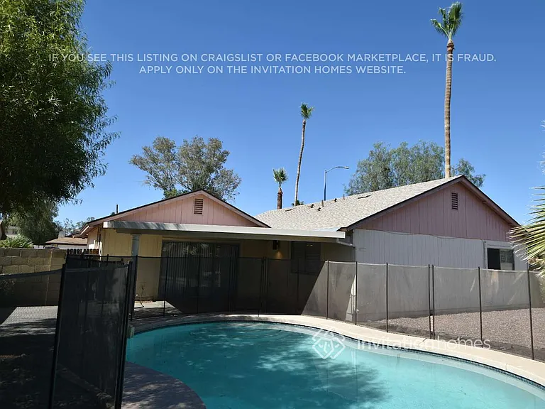 2301 W Waltann Ln — Photo 23