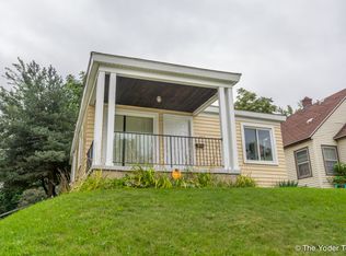 654 Dickinson St SE, Grand Rapids, MI