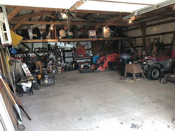 inside of 30x36 shop 