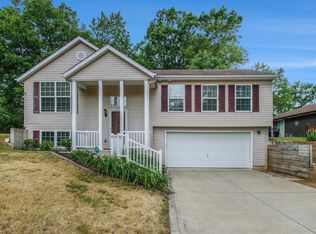 3927 Riverside Dr, South Bend, IN 46628