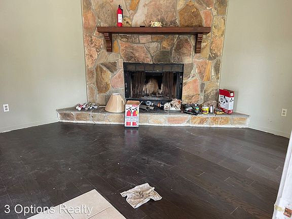 2nd image of 144 Forest Pl