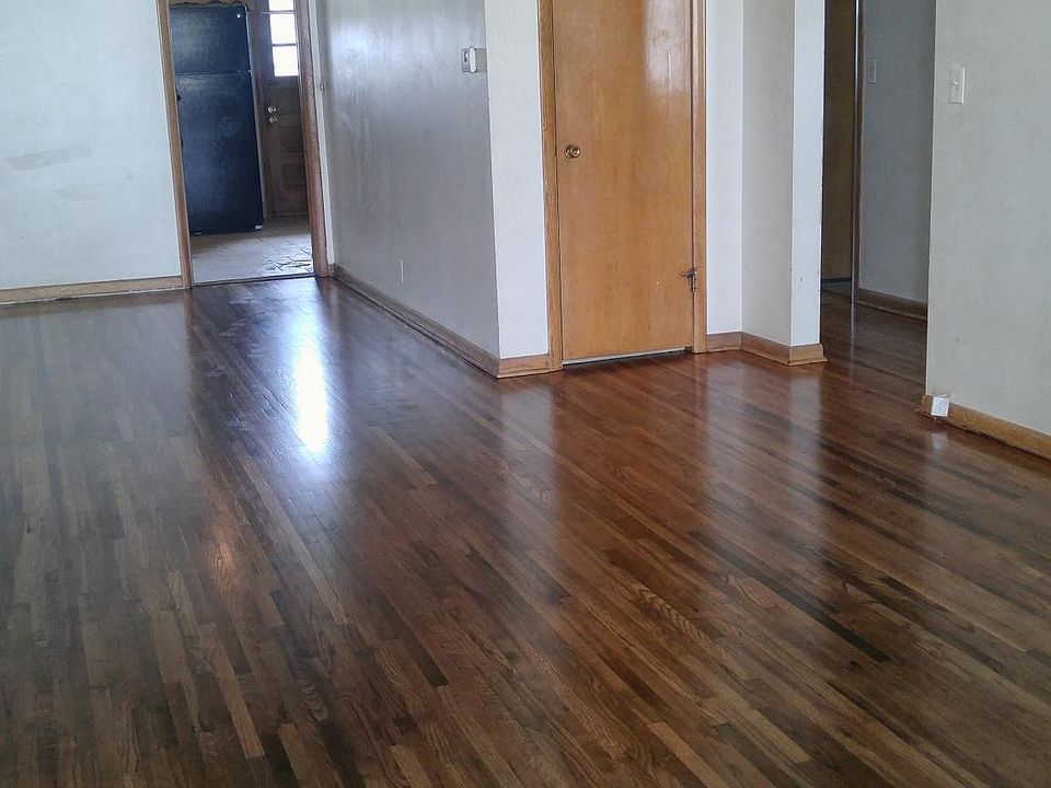 1st image of 4913 Ohio St #4915