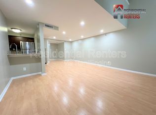 270 E Highland Ave APT 225, Milwaukee, WI 53202