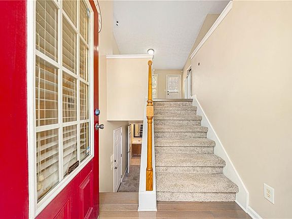 5th image of 5822 Bridgeport Ct