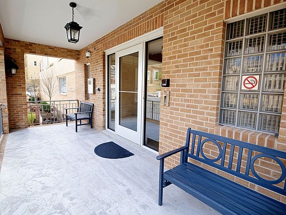 4th image of 209 Emanuel Cleaver Ii Blvd APT 101