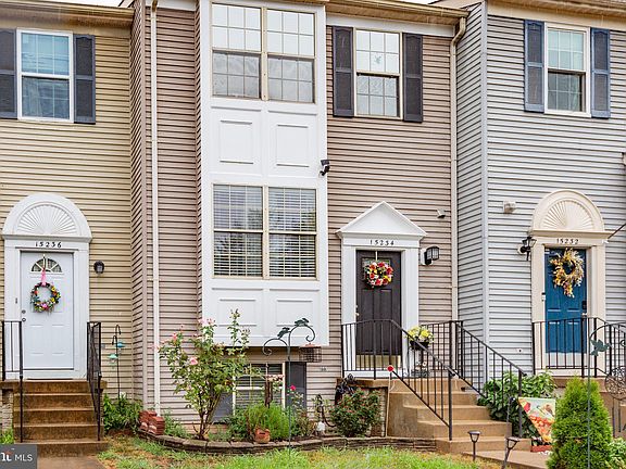 2nd image of 15234 Wentwood Ln