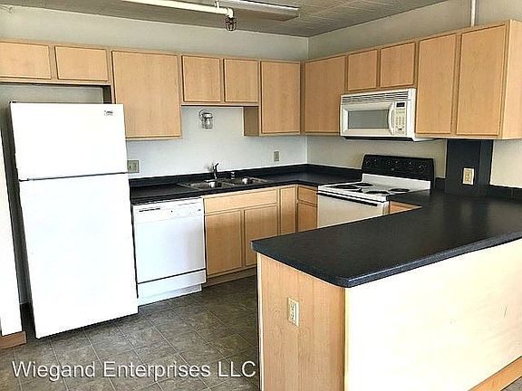 4th image of 2125 W Kilbourn Ave #7253814