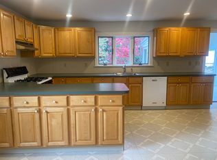154 Lincoln Rd #1-J, Medford, MA 02155