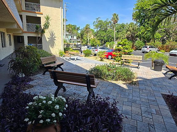 2nd image of 633 S Palmetto Ave APT 205