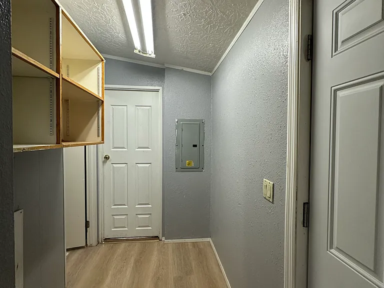 317 Maple St — Photo 6