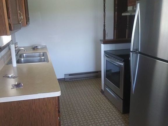 2nd image of 2711 Alder Creek Dr N APT 3