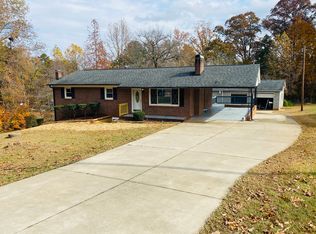 3815 Oakwood Cir, Iron Station, NC 28080