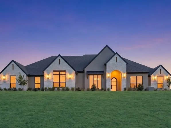 2212 Cotton Tail Way, Cresson, TX 76035