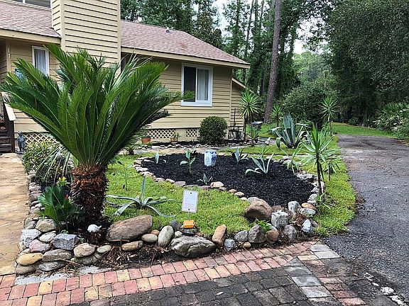 3rd image of 17 Bobwhite Ln