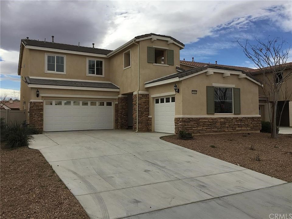 1st image of 16542 Desert Lily St