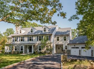 15 Cottontail Rd, Cos Cob, CT 06807
