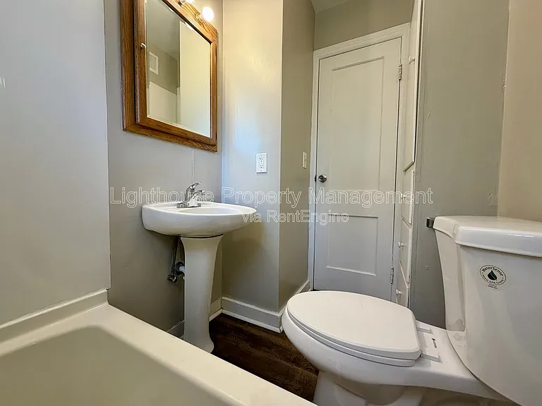 2449 Hillside Dr NW — Photo 12