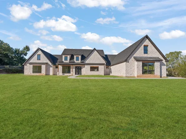 3432 Enchanted Acres Dr, Burleson, TX 76028