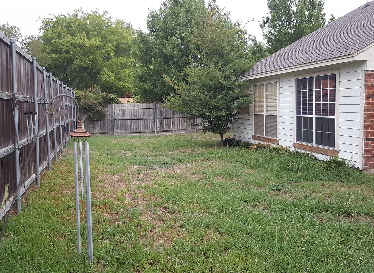 3 bed, 1360 sqft, $2,200 — Photo 4