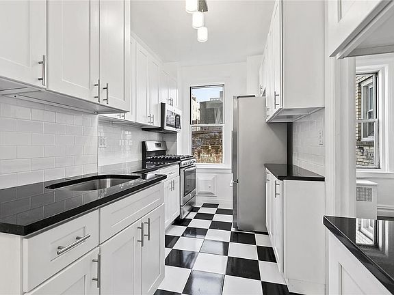 5th image of 115 E 89th St APT 6B