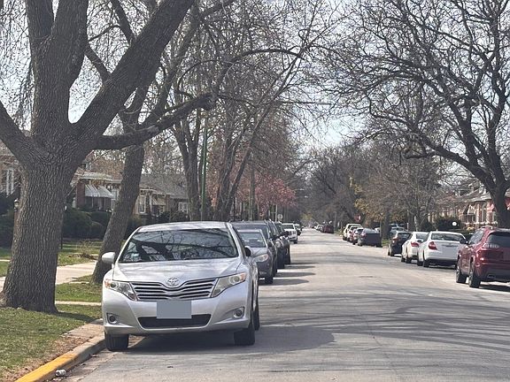5th image of 9200 S Racine Ave