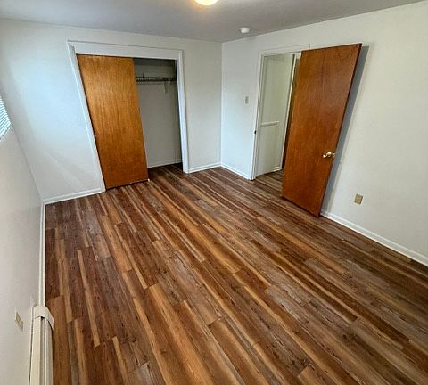 4th image of 334 Main St APT B3