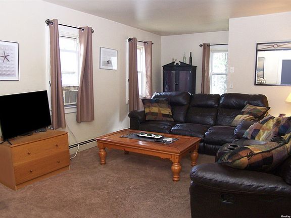 5th image of 69 Ferndale Ave