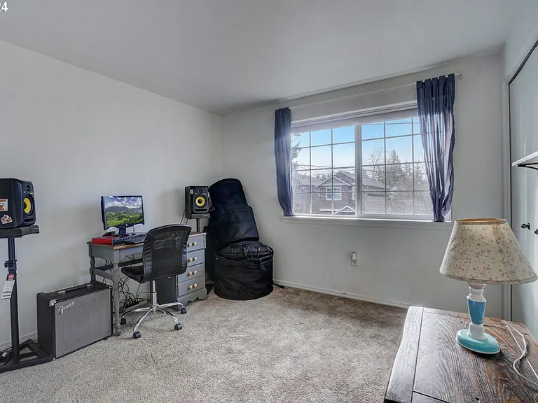 11821 SE Pine St — Photo 11