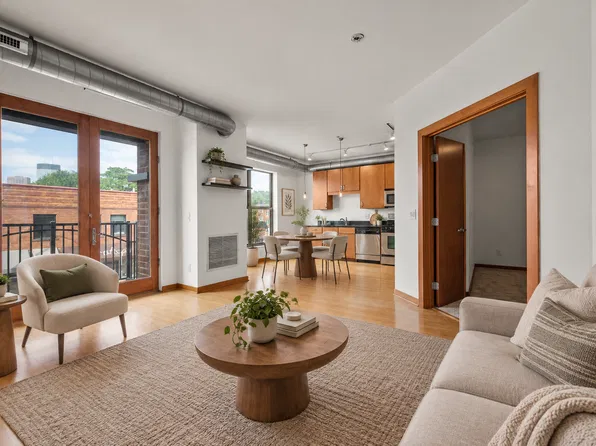 15 E Franklin Ave APT 210, Minneapolis, MN 55404