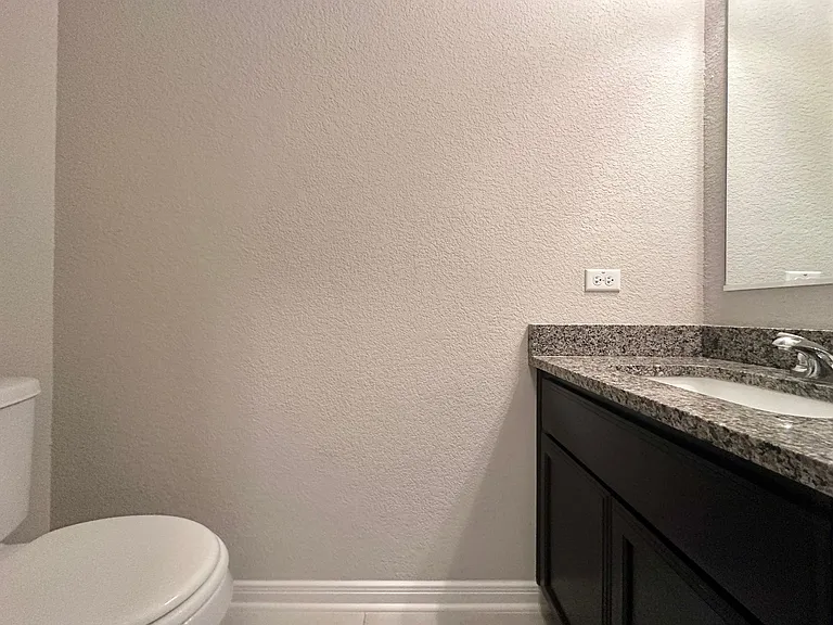 3424 Addison St — Photo 31