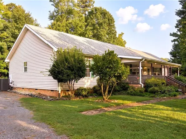251 Star Light Dr, Lexington, NC 27295