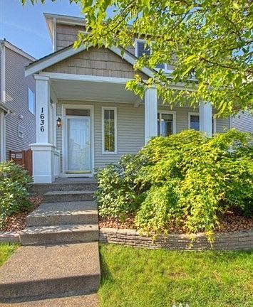 2nd image of 1636 181st St E