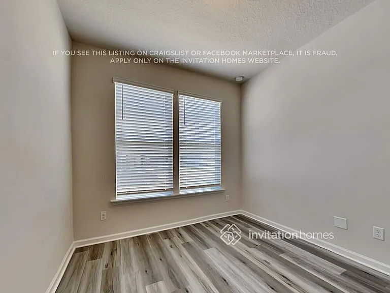 864 Honeycomb Trl — Photo 12